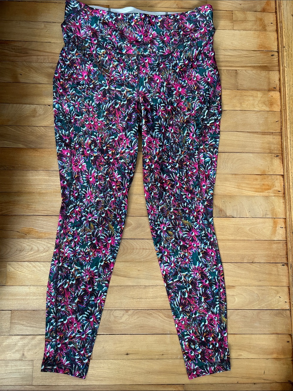 Lululemon Floral Print Base Pace HR fleece leggings